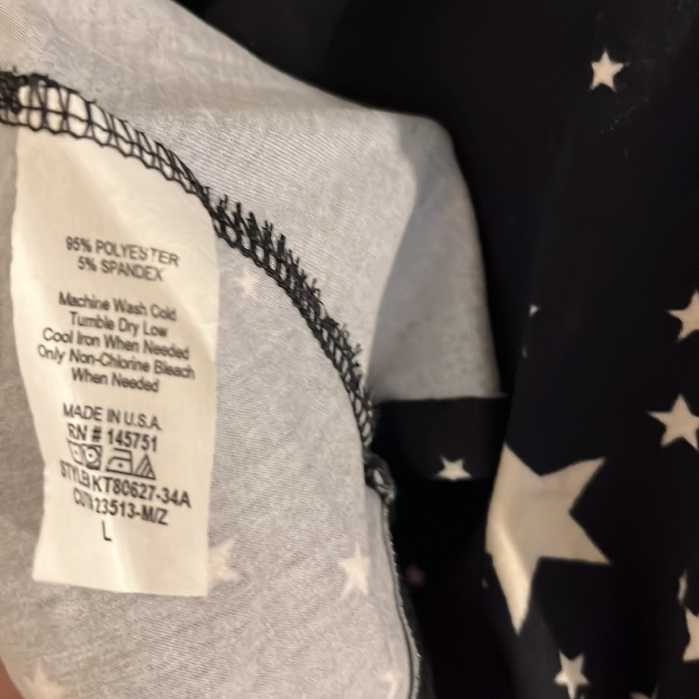 Altar'd State Stars Long Sleeve v-neck High-Low Shirt. Size Large. NWT! - Picture 9 of 9